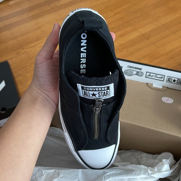 converse madison zipper